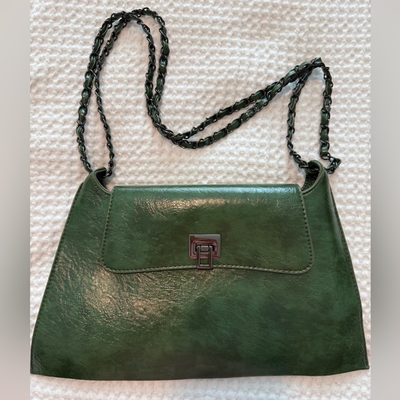 boutique Handbags - Green Leather Shoulder Bag